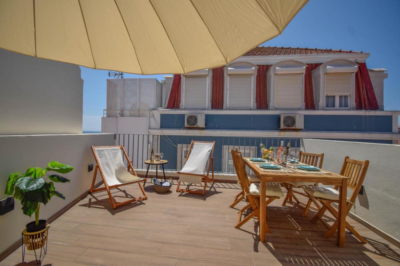 Central & Stylish 2 Bedroom Apartment W/ Balcony Cascais Ngoại thất bức ảnh