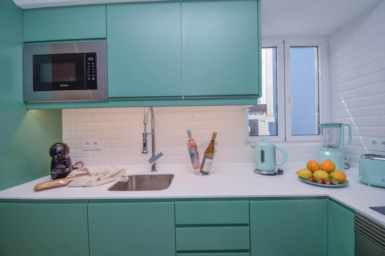 Central & Stylish 2 Bedroom Apartment W/ Balcony Cascais Ngoại thất bức ảnh